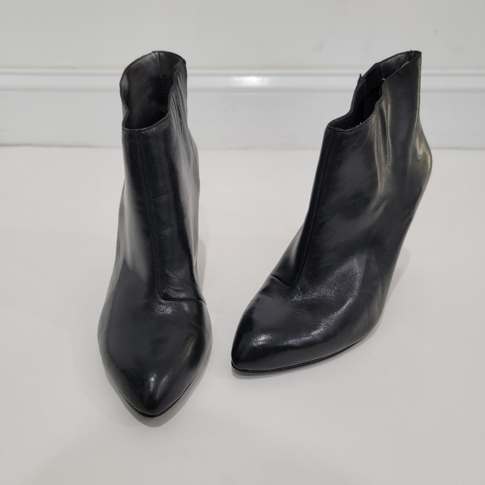 Nine West Elegant Black Slip on Ankle Boots Sz 7.5